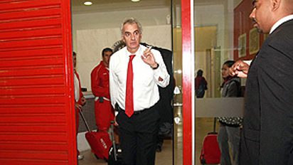 Agora é oficial, Jorge Fossati é demitido do Inter tchaujorgefossati2805