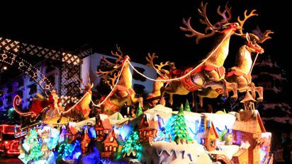 Hamburguenses se preparam para o Desfile de Natal desfile 3011