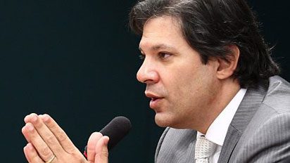 Enem 2010: MEC vai recorrer da decisão que autoriza todos os estudantes a refazer provas fernando haddad