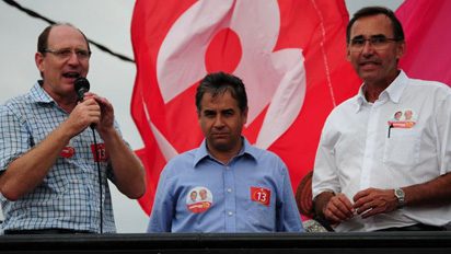 Juiz eleitoral decide pela retirada de material com indicação de Tarcísio Zimmermann como candidato 22.02 Placas