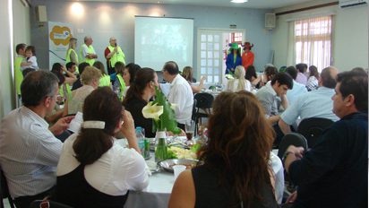Pensando Novo Hamburgo desafia comunidade a distribuir abraços Pensando
