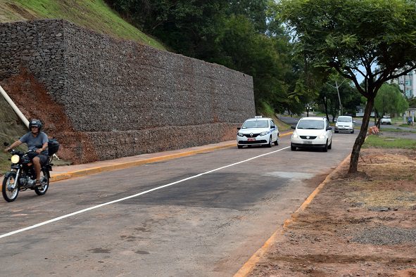 Obras no barranco são finalizadas e Rua Sapiranga é liberada DSC 1196 editada
