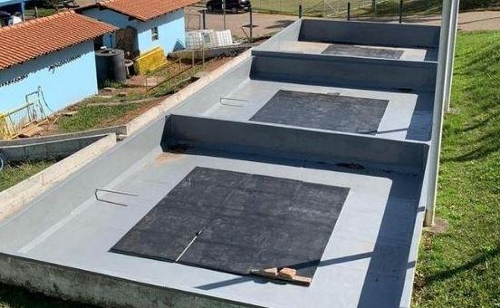 Comusa prepara instalação de novas bacias de contenção para produtos químicos comusa