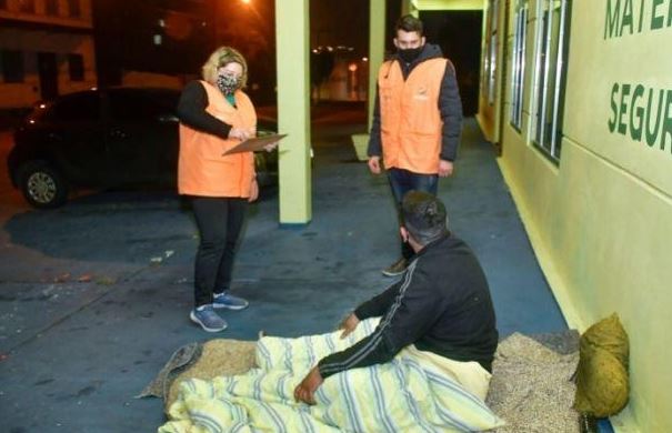 Previsão de frio: vagas para pessoas em situação de rua é ampliado frio