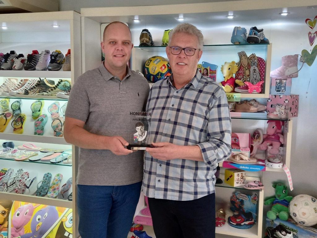 Colorgraf recebe Honraria Empresarial Júlio Redecker premio