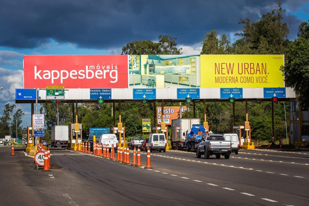 Desvio de pedágio em Portão tem preocupado comunidade 20170426132649praca de portao 002