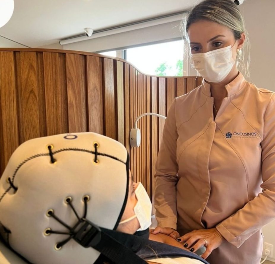 Novo Hamburgo passa a contar com touca inglesa, tratamento que evita queda de cabelo para pacientes com câncer Screenshot 20220426 110456 Instagram