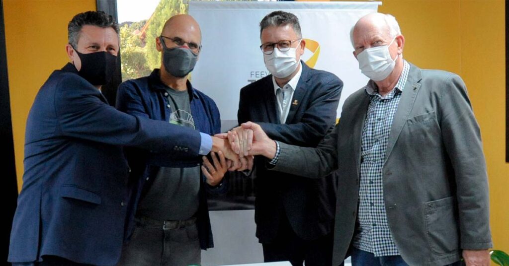 f44b475f 8919 4f18 8e49 340185ac9549