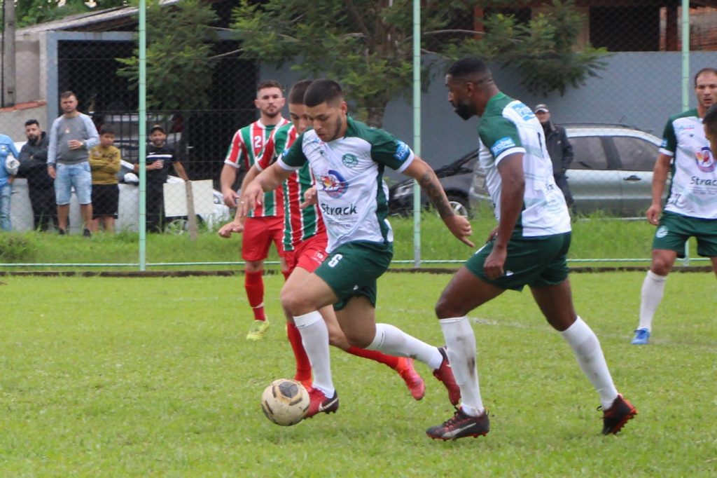 Palmeirinhas e União seguem na liderança do Campeonato Municipal de Futebol de Campo Bom Campo Bom Vale do Sinos Org futebol municipal1