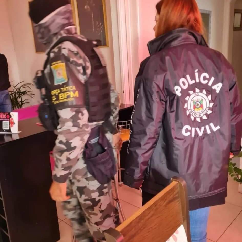 Grande operação da polícia em Novo Hamburgo descobre vizinho que abusava de criança de 11 anos 1 FB IMG 1652916525920