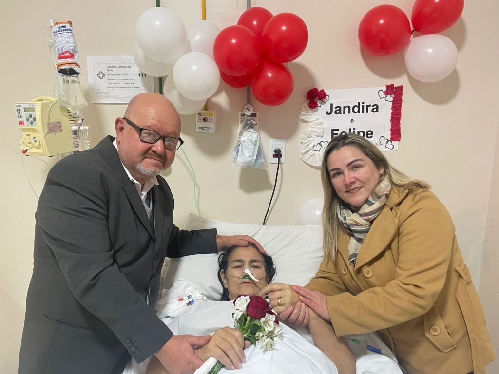 Emocionante: paciente de câncer de Novo Hamburgo realiza sonho e se casa dentro de hospital IMG 20220519 WA0032