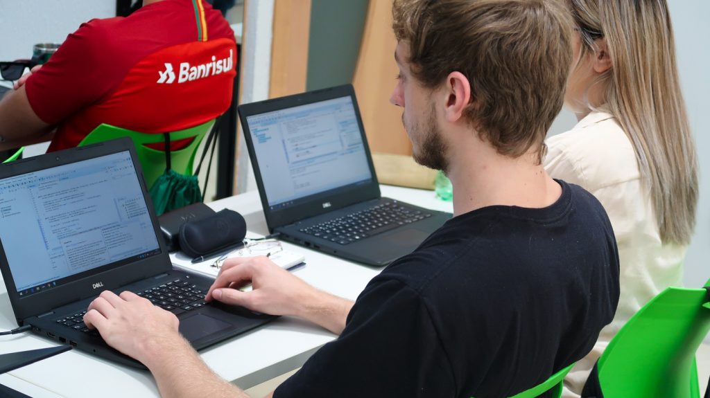 Campo Bom abre turmas do curso de Desenvolvedor Java para 80 novos alunos IMG 5719