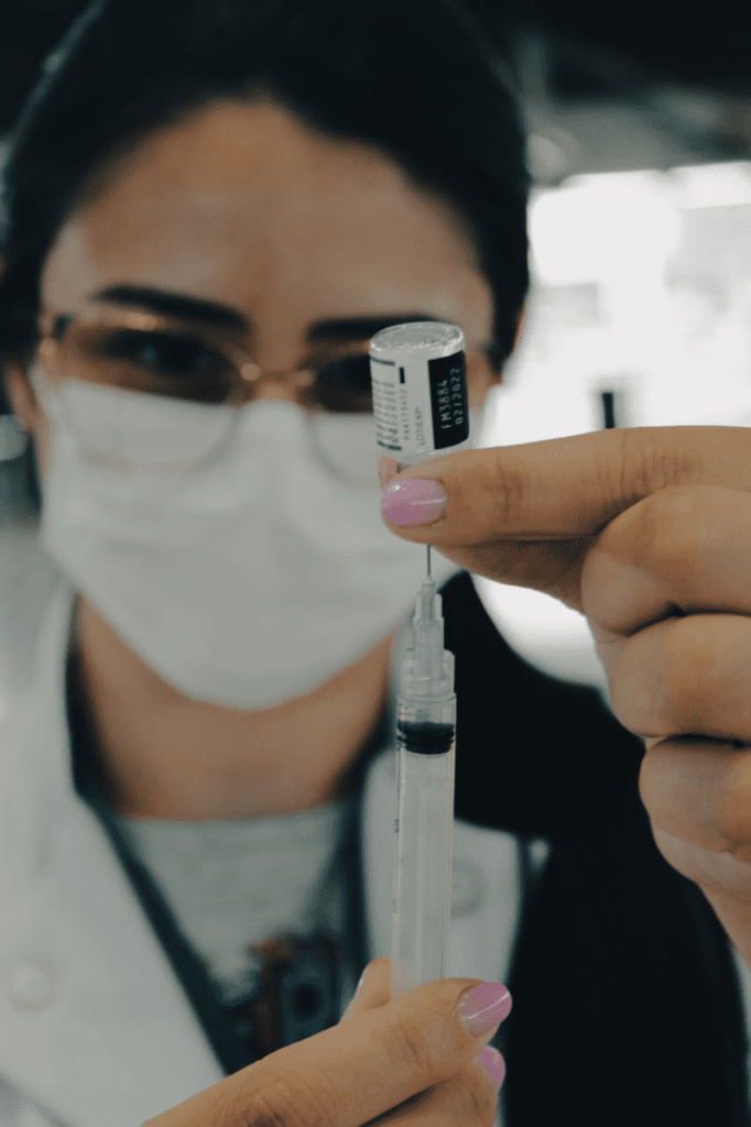 São Leopoldo inicia nesta quinta-feira a vacinação da quarta dose para pessoas acima de 50 anos 4o dose