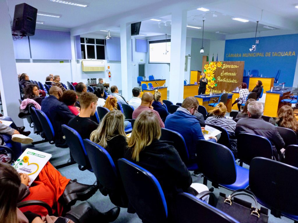 Lançado em Taquara o Programa Família Acolhedora Florescer Comunidade prestigiou o lancamento do Programa