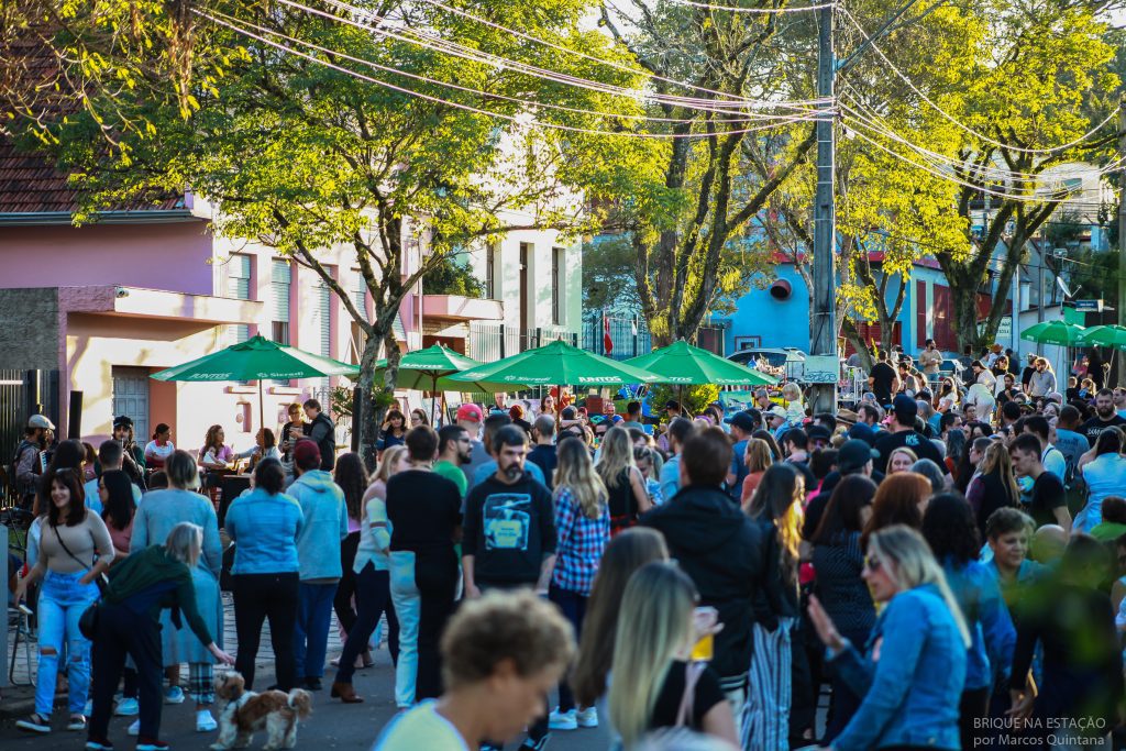 Brique da Estação ocorre neste domingo com Circuito da Artes brique Marcos Quintana 65