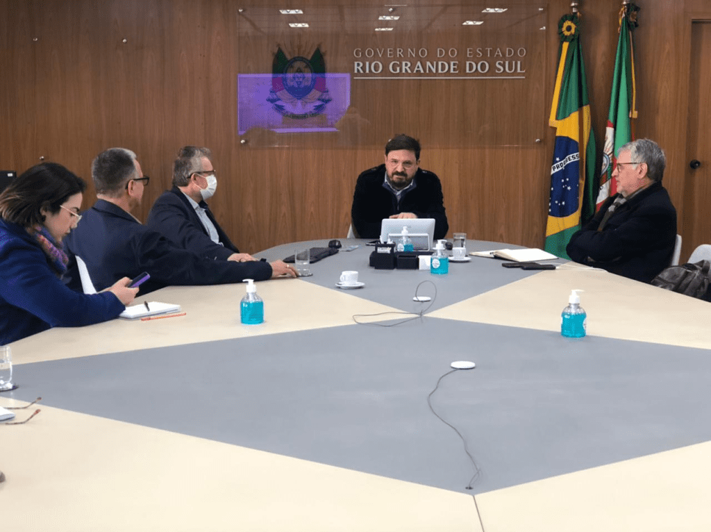Vanazzi reúne com secretário de Estado para discutir South Summit em São Leopoldo south summit
