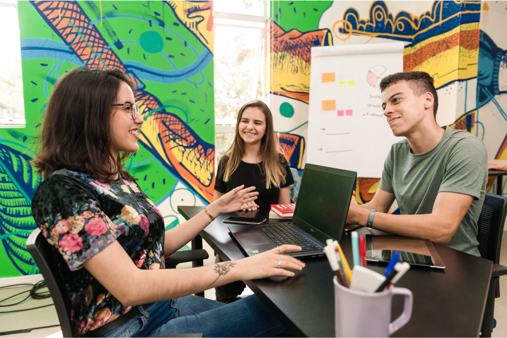 Pesquisa da Unisinos revela que quase 90% da Geração Z está em busca de crescimento Unisinos