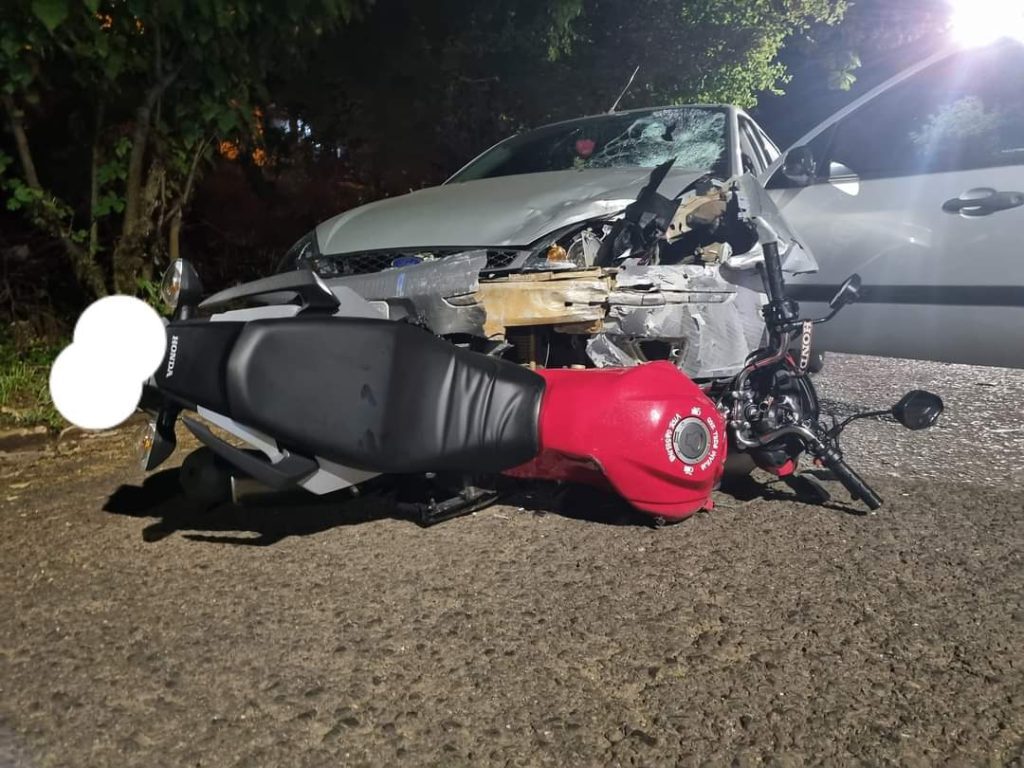 Atenção: moto bate de frente com carro em gravíssimo acidente em Novo Hamburgo FB IMG 1662342154382