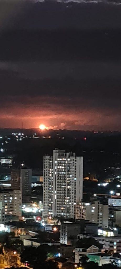 Fogo a quilômetros é visto de Novo Hamburgo IMG 20220921 WA0054 1