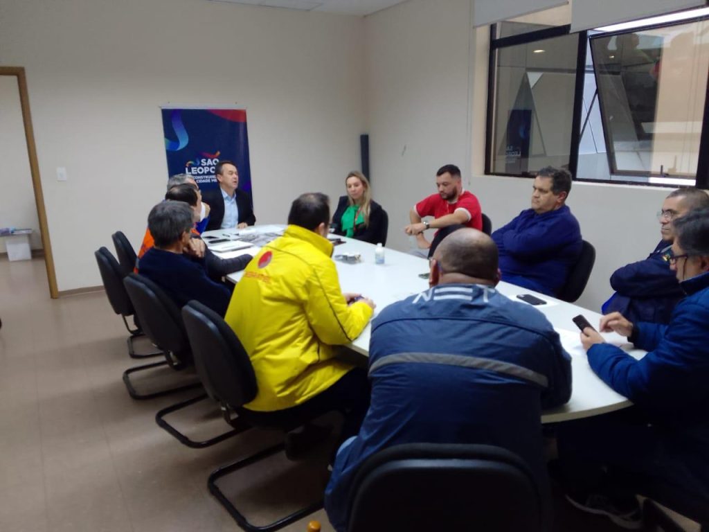 ReuniAoGrupodeTrabalhosobreFios1662568184423