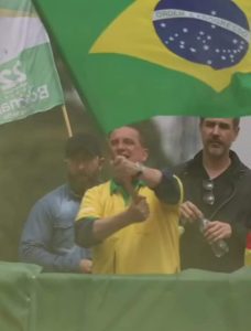 Eleições: no último dia, Leite e Onyx disputam votos em Novo Hamburgo 3 FB IMG 1664673953393