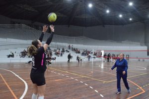Mãe realiza sonho de jogar vôlei com a filha após 50 anos, em histórico Ginásio hamburguense 2 IMG 20221010 WA0013