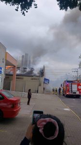 Forte incêndio destrói igreja ao lado de UPA, em Novo Hamburgo 1 received 555230453030288