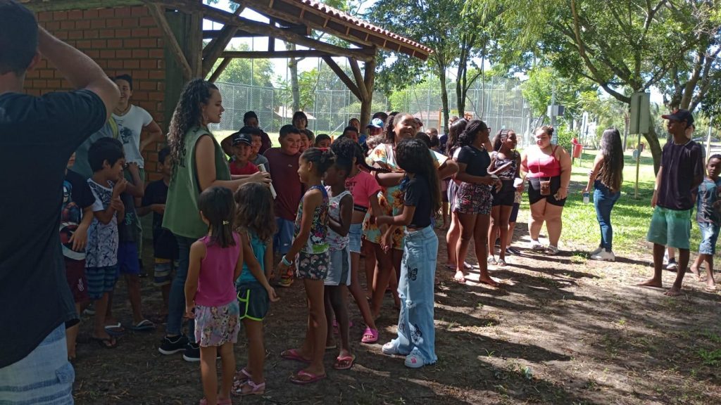 Crianças participam de trilha ecológica no Parque Imperatriz, em São Leopoldo Crianca