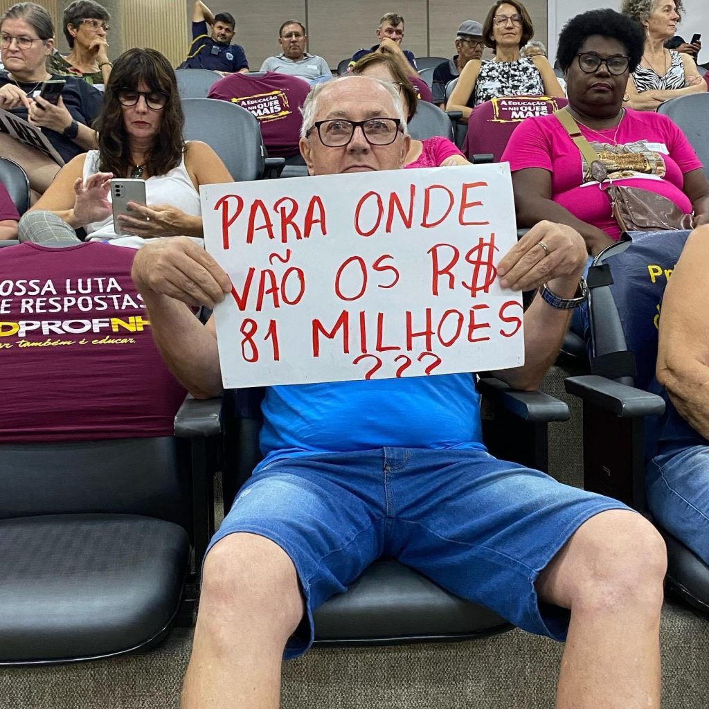 64D4F257 ECC6 464C 8D76 AAC5E811DA9D