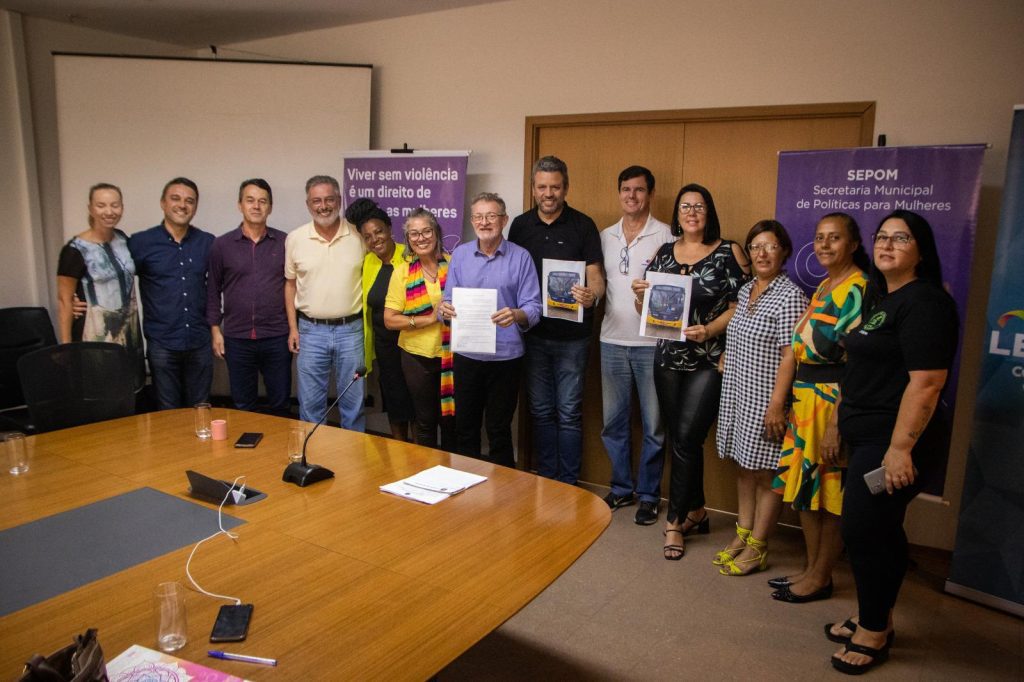 Prefeitura de São Leopoldo anuncia gratuidade no transporte público para mulheres no dia 8 de março 8 de marco