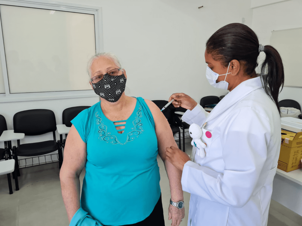 Segue campanha de vacinação contra Covid em São Leopoldo Jovensde17anosvoltamateracessoAvacinacontracovid1941631736252452