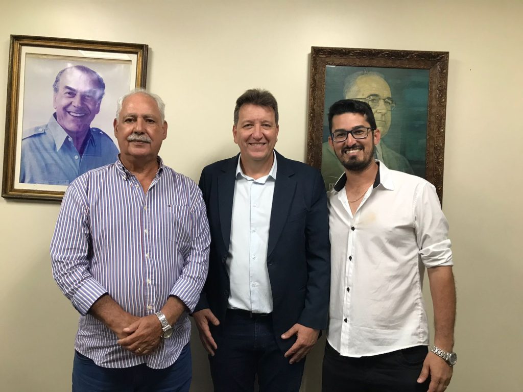 Prefeito de Campo Bom é eleito o próximo presidente da Famurs Luciano