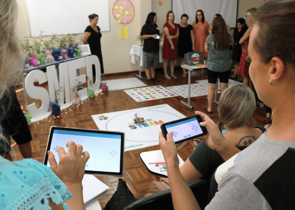 Tecnologia na Educação: Projeto Escola Maker é implantado em Sapiranga Maker