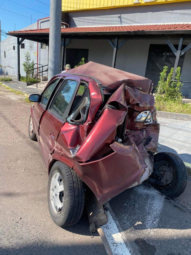 Mulher fica gravemente ferida em acidente de trânsito na BR-116 em Novo Hamburgo 340974397 1367209213820872 948655844871029068 n