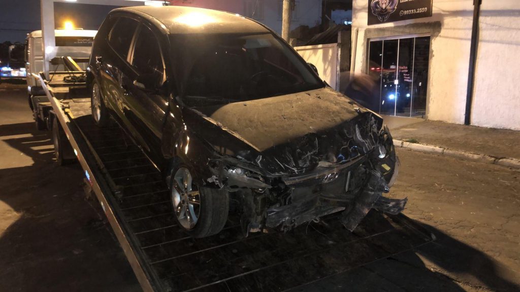 Guarda Civil Municipal detém homem após acidente de trânsito e suspeita de embriaguez no bairro Scharlau Acidente