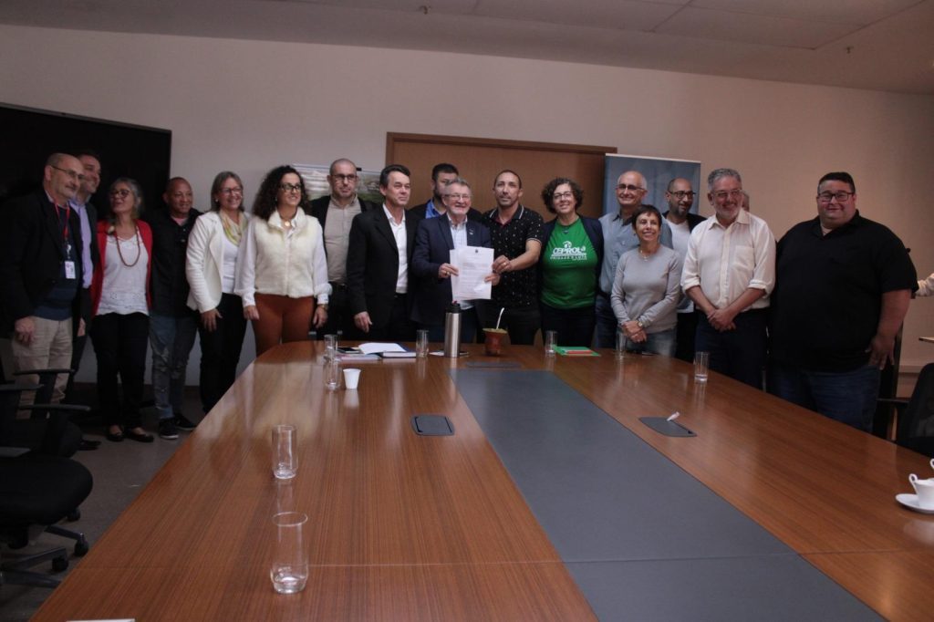 São Leopoldo assina reajuste de 12,05% à servidores públicos PrefeitoVanazziencaminhaaoLegislativoreajustede1205paraosservidorespAblicosmunicipais11684353991064