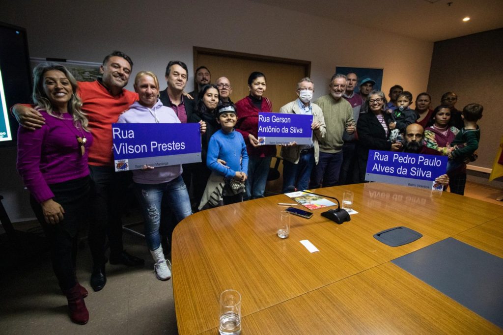 PrefeitodeSAoLeopoldosancionatrAsprojetosdeleiquedenominamnomesderuas1685455502574