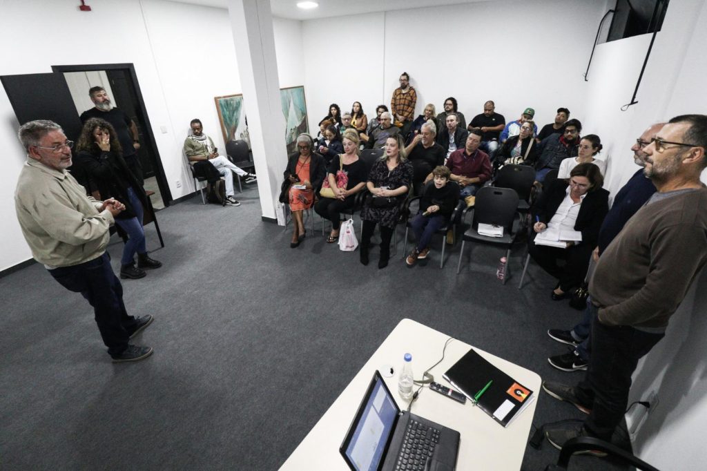 Entenda para onde São Leopoldo destinará recursos da Lei Paulo Gustavo PrefeituradeSAoLeopoldocomeAarodadadeplenAriassobreaLeiPauloGustavo11684523181840