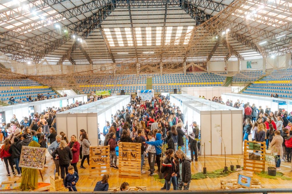 Começa nesta terça-feira, 22, a 9ª Semana Municipal da Ciência e Tecnologia de Campo Bom DSC03711feiradeciencia