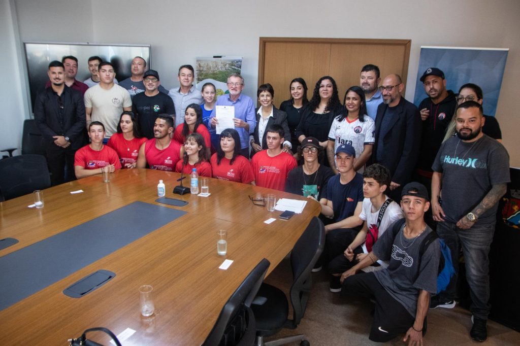 Tudo sobre o novo Bolsa Atleta de São Leopoldo SancionadaaLeiquecriaoProgramaBolsaAtletaemSAoLeopoldo1691083854488