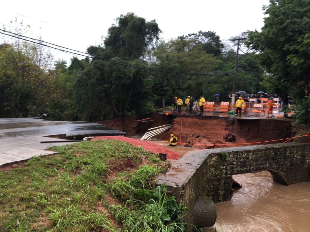 São Leopoldo encaminha aprovação de obras em ponte caída durante o ciclone de junho WhatsApp Image 2023 06 16 at 16.28.23