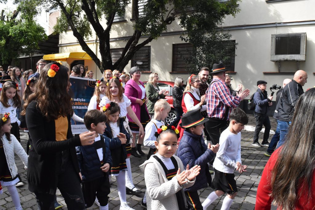 149º Kerb São Miguel marca contagem regressiva para bicentenário da Imigração Alemã no RS Com a protecao de Sao Miguel comeca o 194o Kerb de Sao Miguel de Dois Irmaos 0