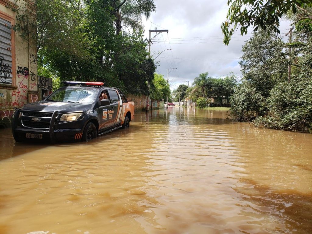 Rio dos Sinos segue em alerta de inundação por todo o Vale riodossinos1jpg1695917181989