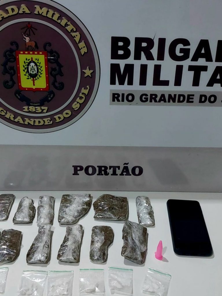 Brigada prende traficante após atitude suspeita 08224547 513845 GD 1