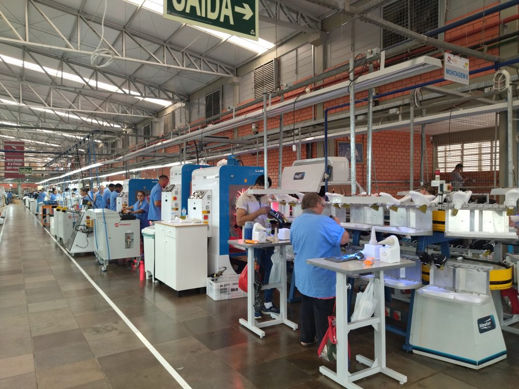 Calçados Beira Rio S.A. reinaugura filial em Roca Sales após superar desafios Fotos da Filial 12 Roca Sales reconstruida apos a enchente que assolou o Vale do Taquari Calcados Beira Rio S.A Divulgacao 1