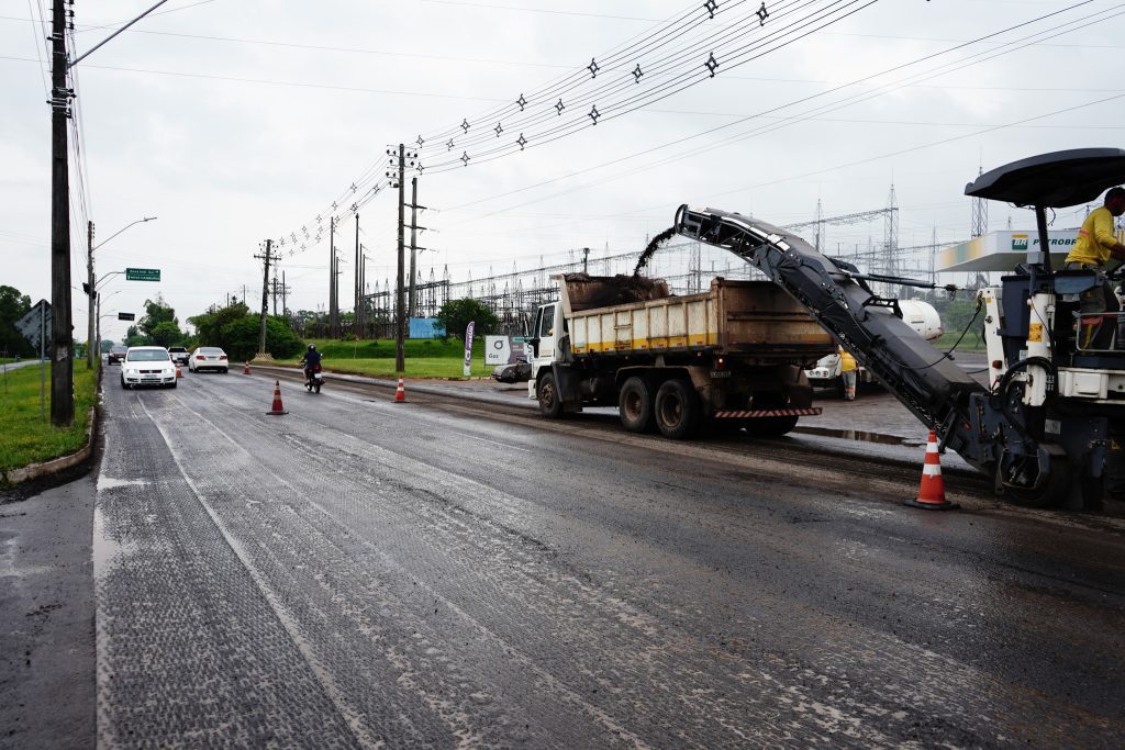 Recapeamento de trecho da Av. dos Municípios é iniciado av municipios