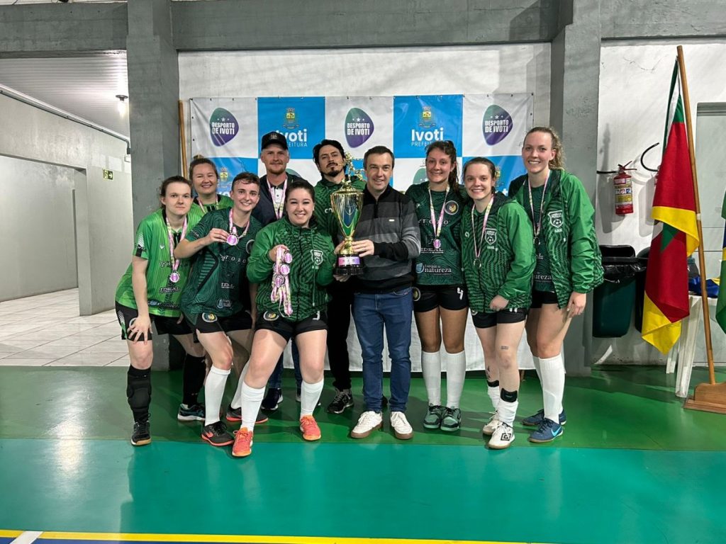 Equipe de Ivoti é vice-campeão da Copa das Campeãs 2023 chimas e vice campeao da copa das campeas 2023 2