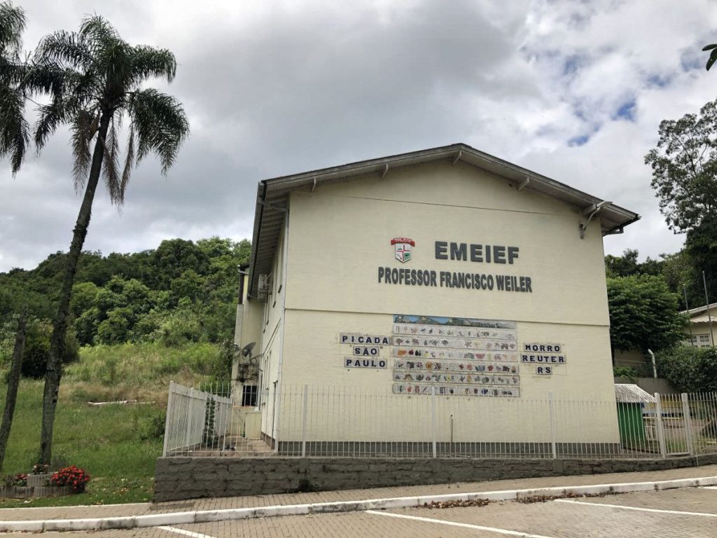 Como funciona o Núcleo de Atendimento Especializado na educação do município emeief professor francisco weiler1641314943