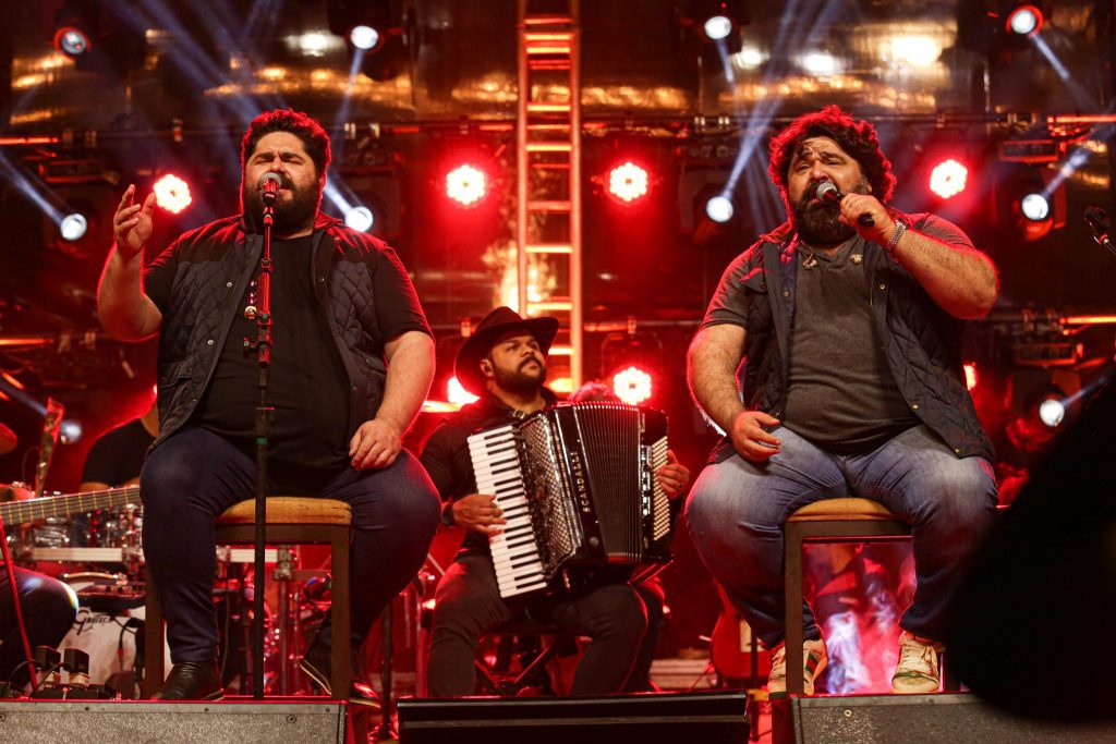 Hoje tem César Menotti e Fabiano no Natal da Integração 314201135 685912849562753 8980897848393272296 n