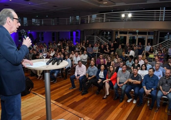 Dois Irmãos participa do lançamento do Pacto Calçadista WhatsApp Image 2023 12 12 at 14.43.10